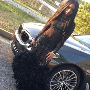 Midnight black with a twist 🖤💙 prom dress